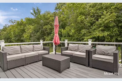 8748 Prairie Stone Drive SW, Byron Center, MI 49315 - Photo 9