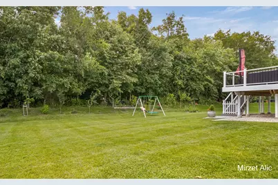 8748 Prairie Stone Drive SW, Byron Center, MI 49315 - Photo 5