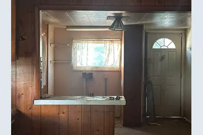 617 Gestner Road, Benton Harbor, MI 49022 - Photo 5