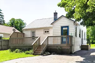 325 W South St, Hastings, MI 49058 - Photo 23