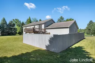 11324 Lindy Dr NE, Rockford, MI 49341 - Photo 31