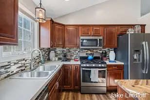 11324 Lindy Dr NE, Rockford, MI 49341 - Photo 11