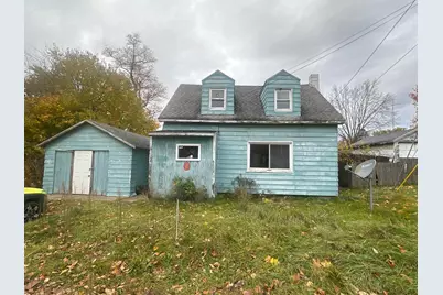 490 4th Street, Benton Harbor, MI 49022 - Photo 1