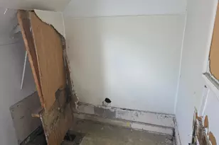 4011 French Rd, Detroit, MI 48214 - Photo 37