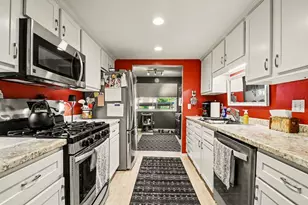 2424 E Collier Ave SE, Grand Rapids, MI 49546 - Photo 11