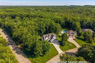 17056 Legacy Dr, West Olive, MI 49460 - Photo 5