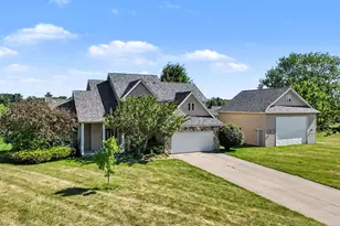 14 Blue Stone Ridge, Battle Creek, MI 49014 - Photo 5