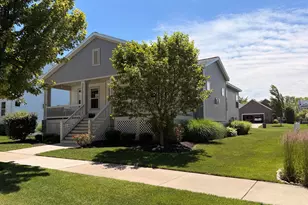 576 Brownstone St, Holland, MI 49423 - Photo 3