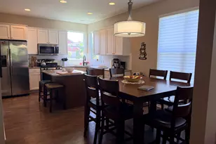 576 Brownstone St, Holland, MI 49423 - Photo 9