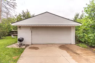 641 Louise Dr, Ann Arbor, MI 48103 - Photo 37