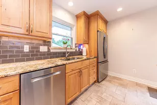 641 Louise Dr, Ann Arbor, MI 48103 - Photo 13