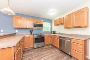 248 Nichols Dr, Saline, MI 48176 - Photo 3