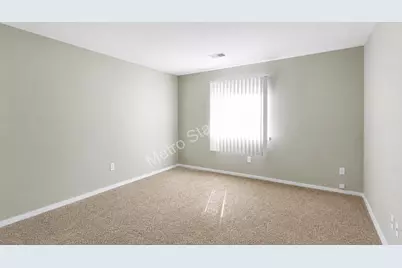 31548 Orchard Creek, Farmington Hills, MI 48334 - Photo 11