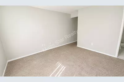 31548 Orchard Creek, Farmington Hills, MI 48334 - Photo 13