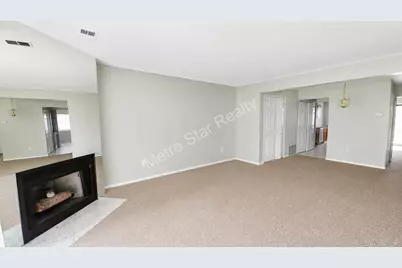31548 Orchard Creek, Farmington Hills, MI 48334 - Photo 9