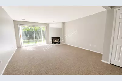 31548 Orchard Creek, Farmington Hills, MI 48334 - Photo 7