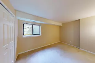 275 Briarcrest Dr, Ann Arbor, MI 48104 - Photo 9