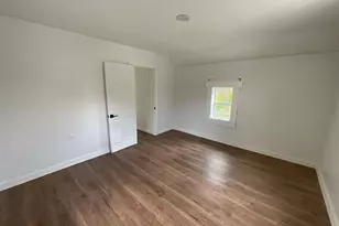 255 High St, Benton Harbor, MI 49022 - Photo 13