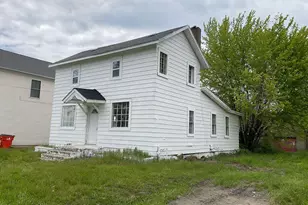 255 High St, Benton Harbor, MI 49022 - Photo 5