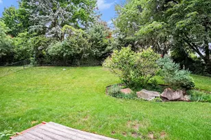 5499 Riverlook Dr NE, Comstock Park, MI 49321 - Photo 29