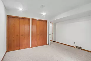 5499 Riverlook Dr NE, Comstock Park, MI 49321 - Photo 25