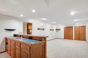 5499 Riverlook Dr NE, Comstock Park, MI 49321 - Photo 23