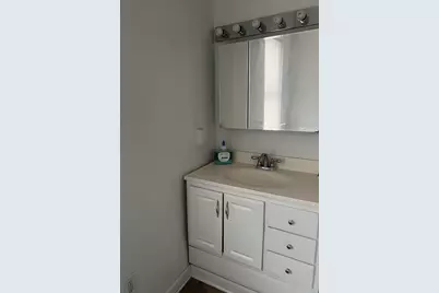 165 Capital Avenue NE, Battle Creek, MI 49017 - Photo 21