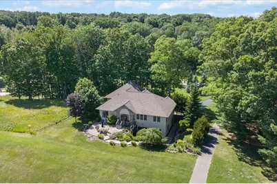 9482 Stonebridge, Canadian Lakes, MI 49346 - Photo 3