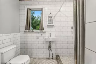 717 McCourtie St, Kalamazoo, MI 49008 - Photo 17