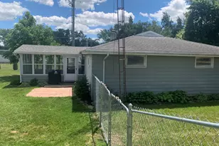 509 Sunset Dr, Clayton, MI 49236 - Photo 5