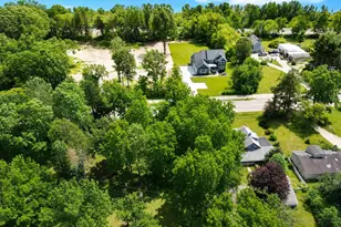 5560 Huron River Dr, Dexter, MI 48130 - Photo 39