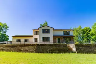 8805 Stadium Dr, Kalamazoo, MI 49009 - Photo 3