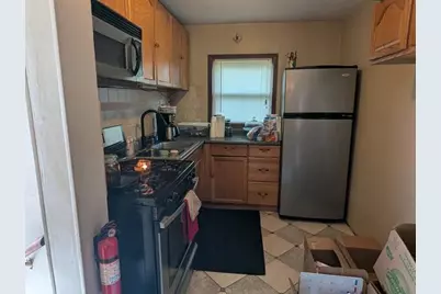 646 S Francis Avenue, Lansing, MI 48912 - Photo 3