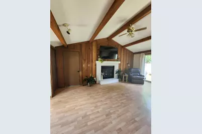 704 Center Drive, Tecumseh, MI 49286 - Photo 9