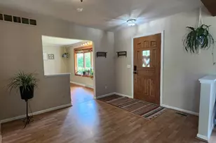 704 Center Dr, Tecumseh, MI 49286 - Photo 5