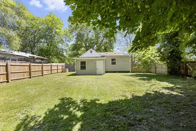 313 Elizabeth Street, Buchanan, MI 49107 - Photo 15