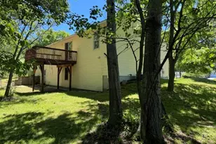 1021 Orchard Ave, South Haven, MI 49090 - Photo 3