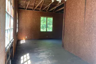 2648 N Lakeshore Dr, Ludington, MI 49431 - Photo 27