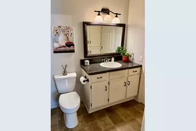 945 Pembroke Street SE, Grand Rapids, MI 49508 - Photo 23