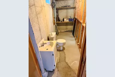945 Pembroke Street SE, Grand Rapids, MI 49508 - Photo 33