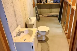 945 Pembroke St SE, Grand Rapids, MI 49508 - Photo 33
