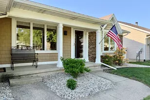 945 Pembroke St SE, Grand Rapids, MI 49508 - Photo 3
