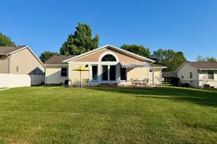 945 Pembroke St SE, Grand Rapids, MI 49508 - Photo 39