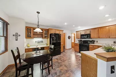 11860 Millstone Drive, Grand Ledge, MI 48837 - Photo 15