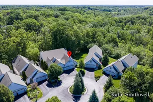 588 Enclave Ct SE, Grand Rapids, MI 49546 - Photo 3
