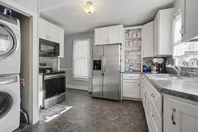 514 W Green Street, Marshall, MI 49068 - Photo 9