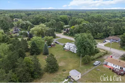1511 E Croton Drive, Newaygo, MI 49337 - Photo 29