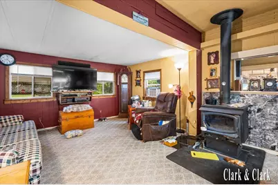 1511 E Croton Drive, Newaygo, MI 49337 - Photo 3