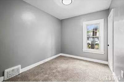 2044 Wood Street, Muskegon, MI 49444 - Photo 11