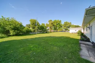 615 Rock St, Jackson, MI 49202 - Photo 33